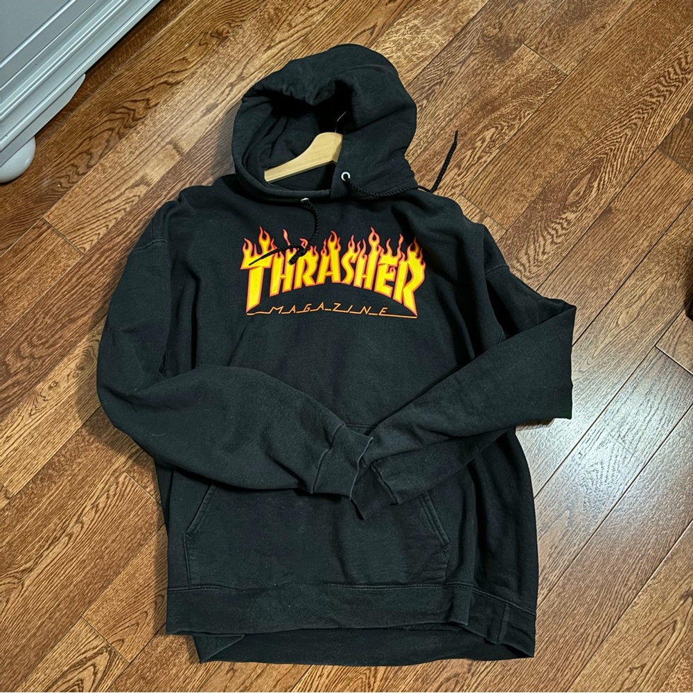 Thrasherblack hoodie